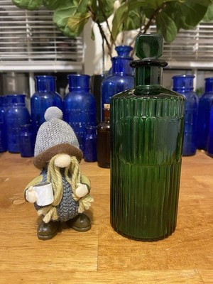 Late 1800s English Apothecary/Chemist/Poison Bottle w/ Stopper, Emerald Green