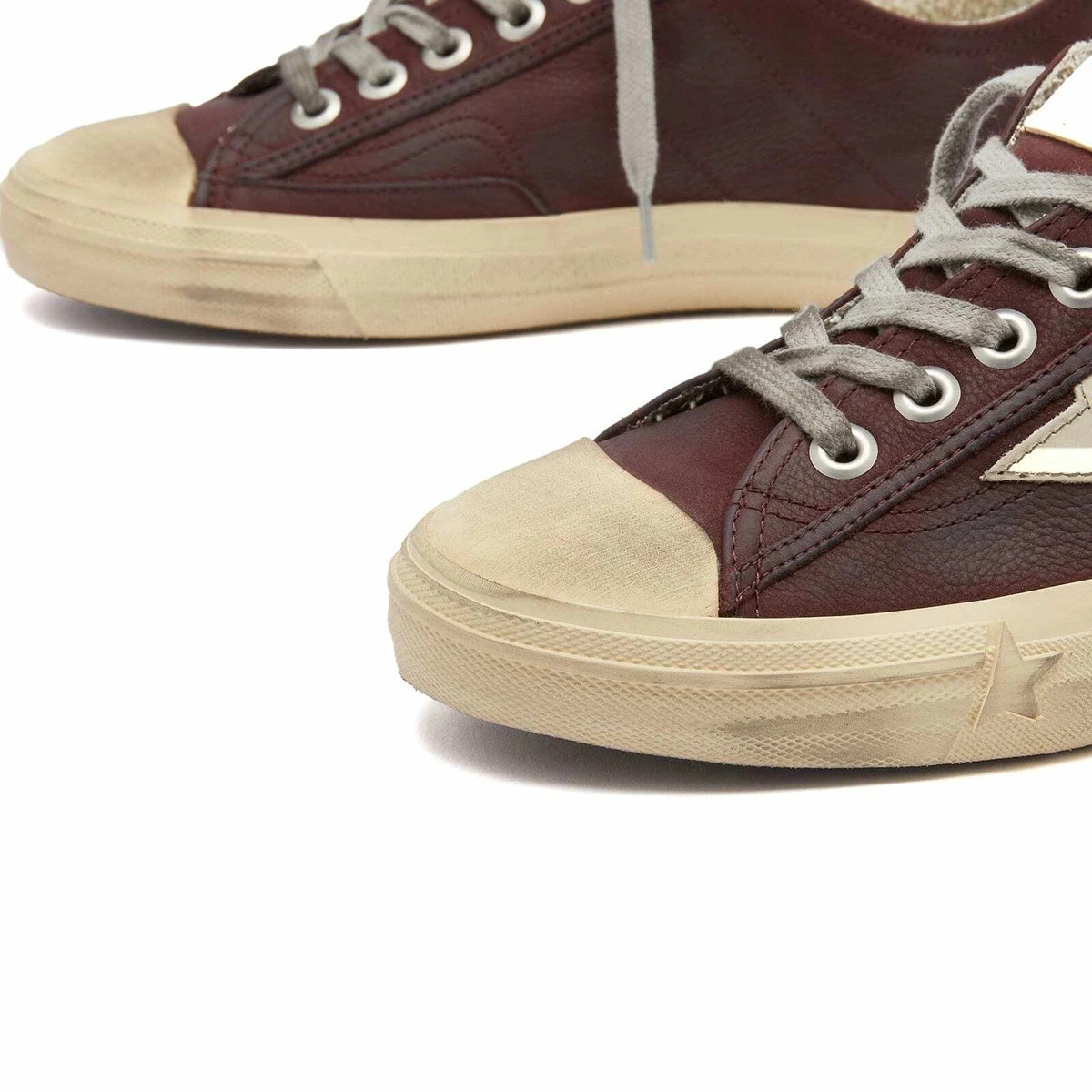 Golden Goose Z5242 Women's V-Star 2 Leather Sneaker in Red Wine