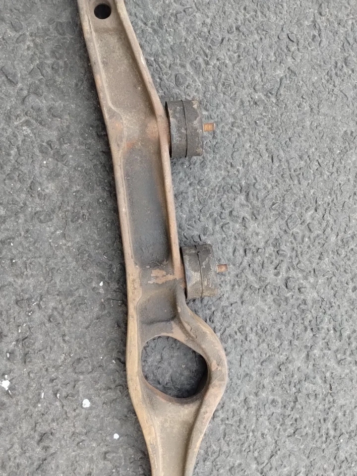  Suporte de motor Porsche 914 1973-1976 suporte barra transversal transportadora # 914-375-161-04 - Imagem 4 de 4