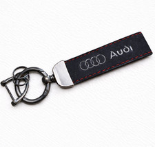 Audi Alcantara Schlüsselanhänger – Sportliches Design mit roter Naht