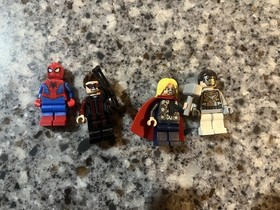 Lego Marvel Superheroes Lot (Minifigures, 76030 Complete, 76308 Sealed)