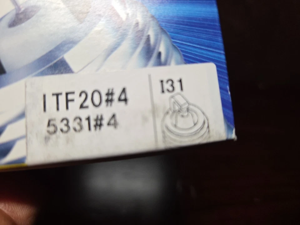 Bujía de iridio DENSO ITF20 - Paquete de 4 - Hecha en Japón - ¡Envío rápido! Foto 3 de 3