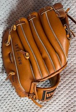 Wilson A2295 Youth Model Vintage George Brett Right Baseball Glove - GUC