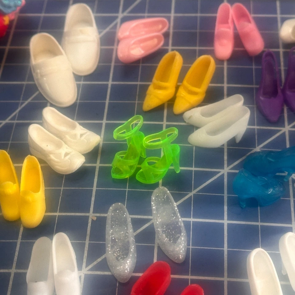 Barbie Zapatos Paquete Vintage Años 60, 80? 22 pares 20133 Foto 3 de 4