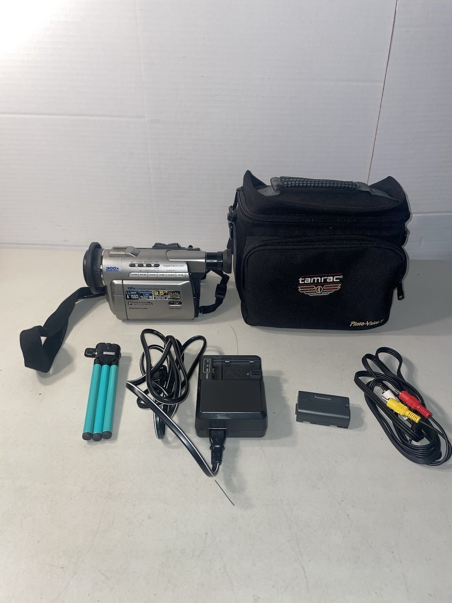 Panasonic PV-DV100D MiniDV Digital Video Recorder Camcorder Camera