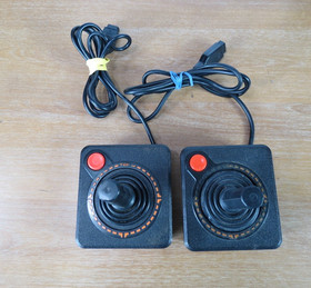 Atari CX-2600 6-Switch Console Bundle 2 Joysticks 2 Paddles OEM Power - WORKING