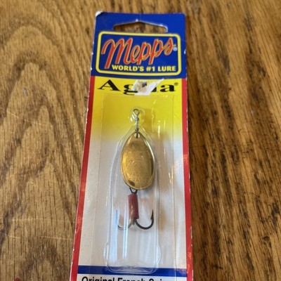 Mepps B2 G Aglia In-Line Spinner 1/6 oz, Plain Treble Hook, Gold Blade