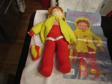 Vintage Adorables National Yarn Crafts Crochet Doll Robin Red & Yellow 1980