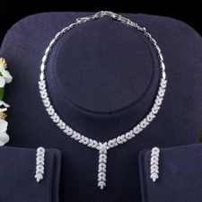 Sparkling White CZ Long Leaf Shape Necklace Earring Wedding Brides Jewelry Set