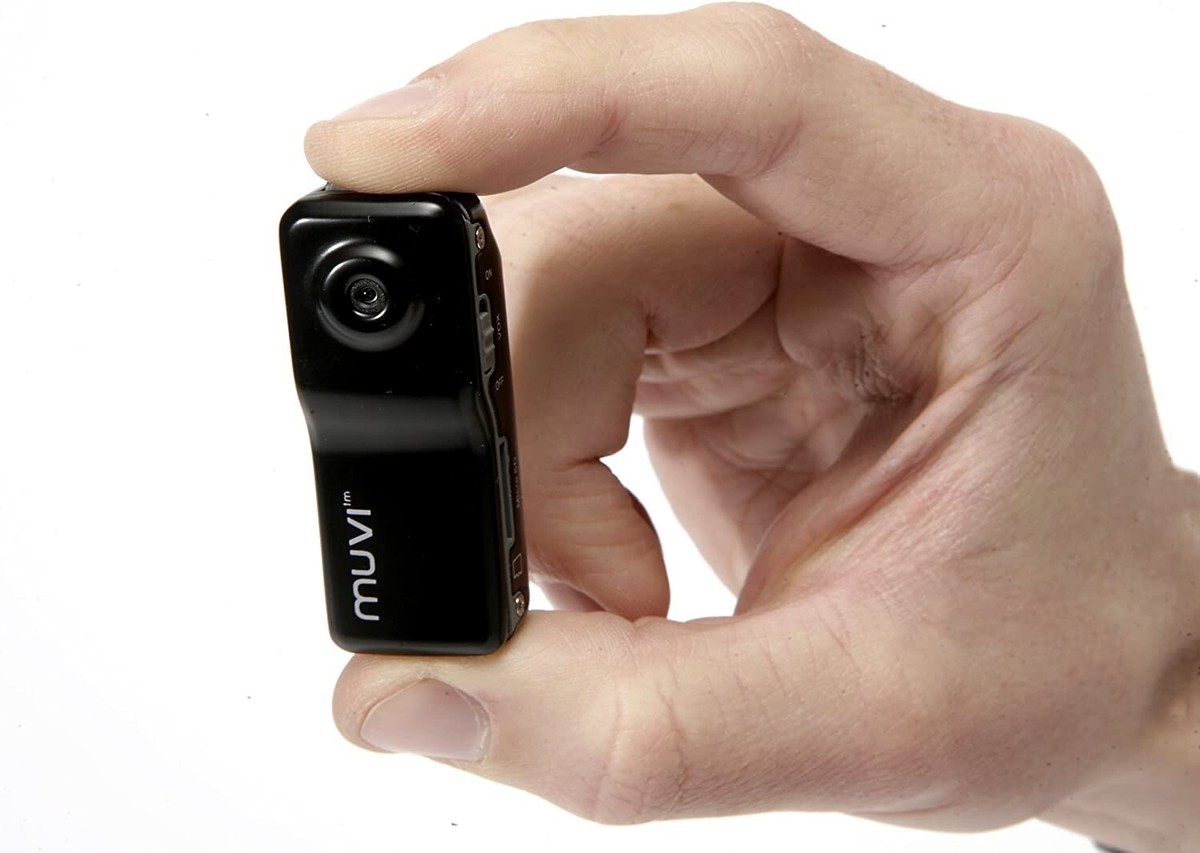Veho Muvi Micro DV Camcorder - The Worlds Smallest 2GB