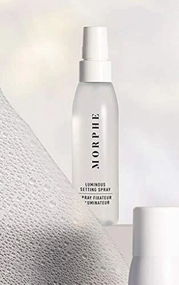 Morphe setting spray outlet
