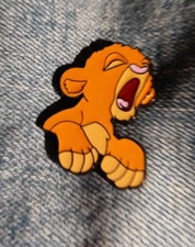 SIMBA-"LION KING"- ENAMEL, LAPEL, BROOCH PIN-NEXT DAY SHIPPING