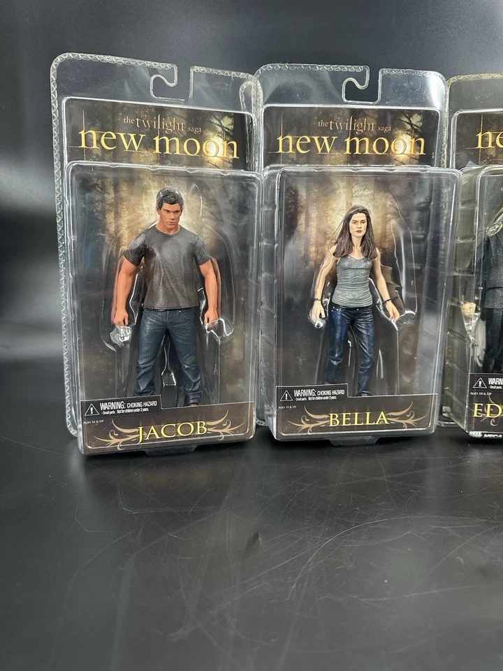 Figuras de acción Twilight New Moon Neca 2009 - Bella Edward Jacob Jasper & Alice Foto 2 de 4