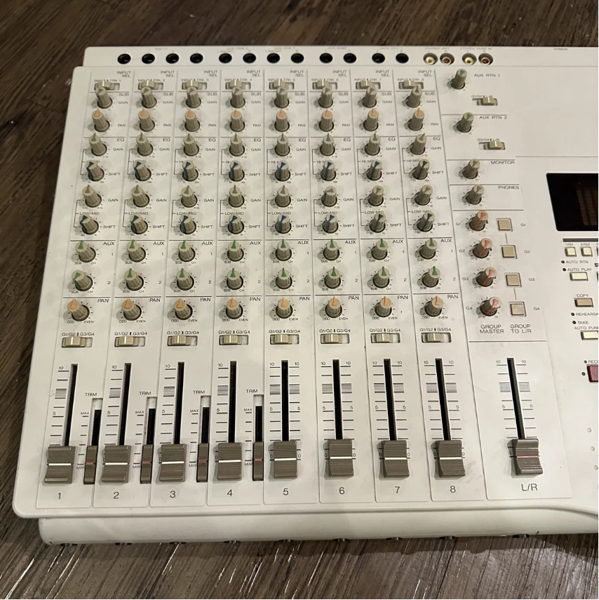 Fostex DMT-8 DIGITAL MULTITRACKER Portable 8-Track AC100V 50/60Hz 30W - Image 2 of 4