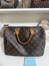 Louis Vuitton Speedy 30 Monogram – Authentic – 2006 Damage/Tear on Bottom