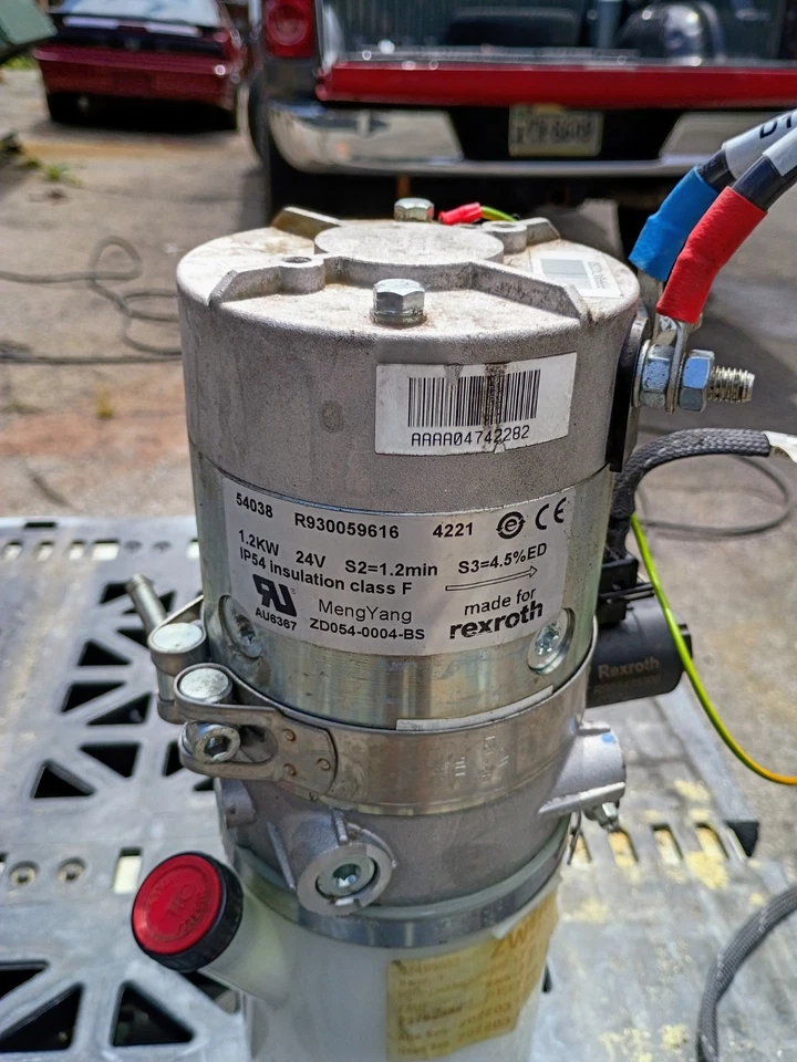 Jungheinrich FORKLIFT 51495653 24V Hydraulic Pump & Reservoir R930059616 - Image 2 of 4