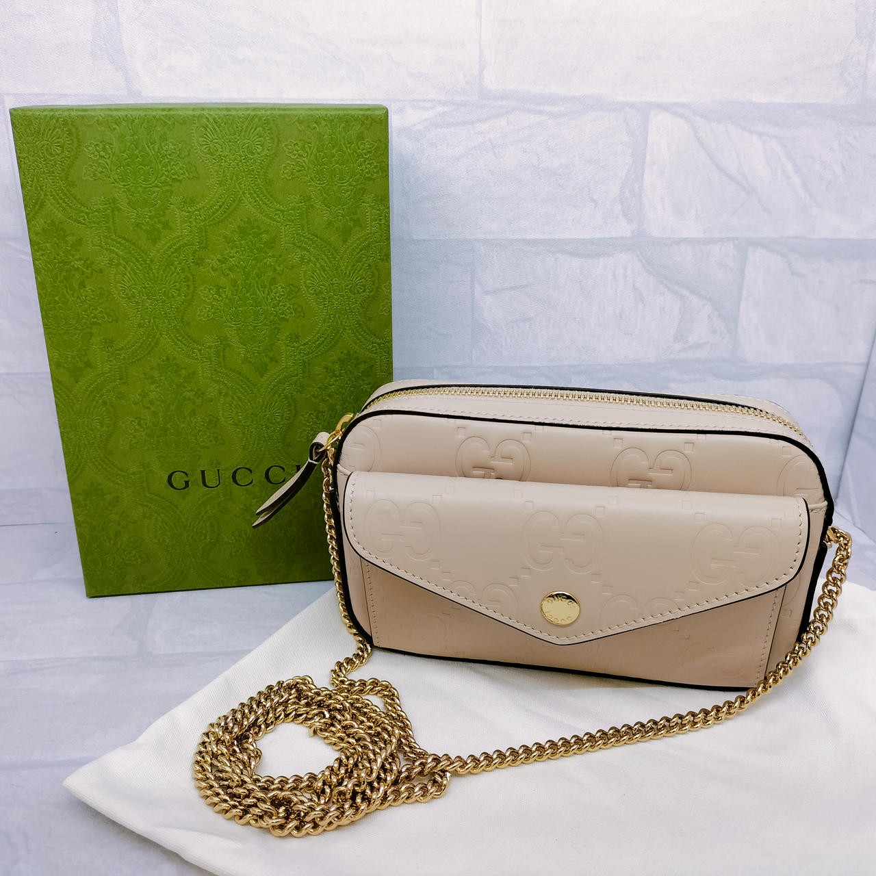 GUCCI GG Mini Shoulder Bag in Black 781554 805202
