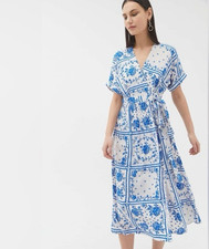 Urban Outfitters Gabrielle Blue White Floral Wrap Midi Dress XS Cuffed Sleeve Co