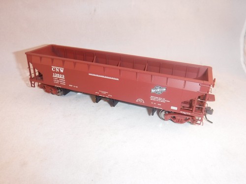 Atlas HO Chicago Northwestern CNW 40' Hart Lastre Tolva Boxcar Rojo #13523 | Condition: New