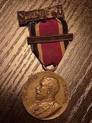 The King's Medal 1911-12 - Image 1 of 3