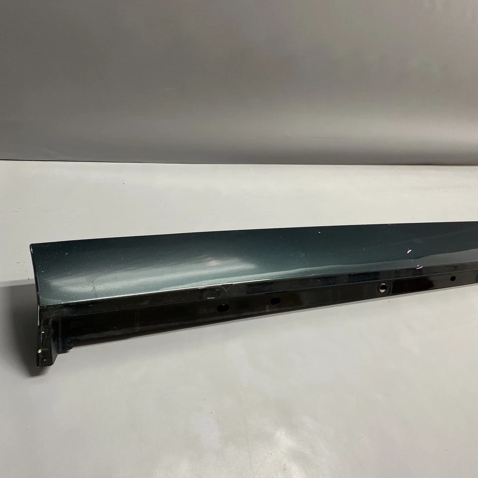 JAGUAR XE ROCKER MOLDING LEFT DRIVER GX73-101D57-A 2016 2017 2018 2019 OEM Foto 3 de 4