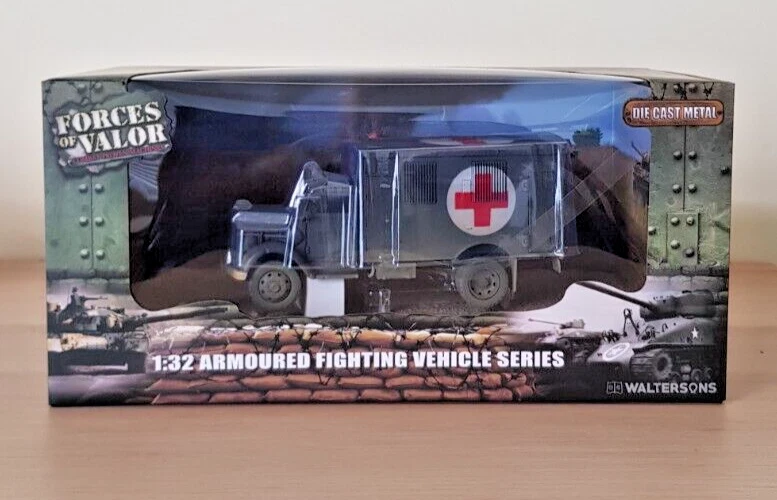 Forces Of Valor 1:32 801101B Opel Kfz.305 Blitz Ambulance German Army - Image 2 of 4