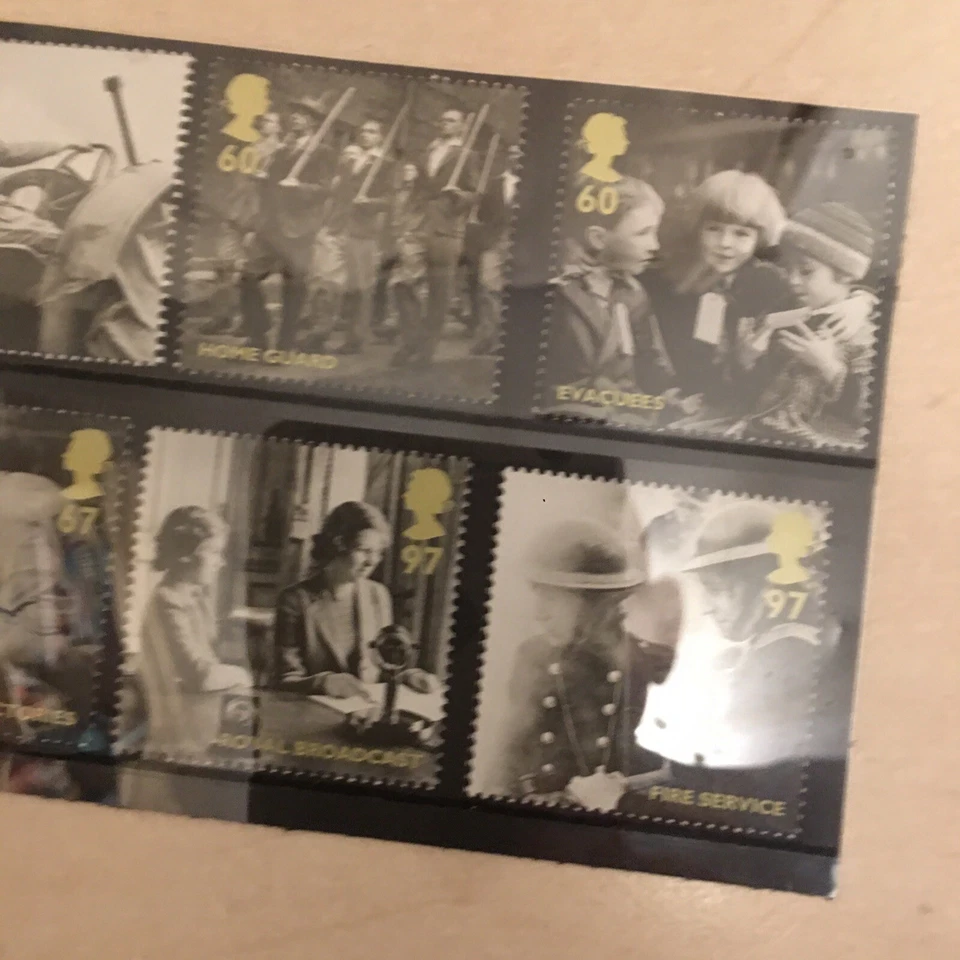 GB COMO NUEVO JUEGO DE SELLOS 2010 SOLO BRITAIN SET DE 8 SG 3074-3081 sin montar o nunca montado WCP F/VALOR £6,99 Foto 3 de 3