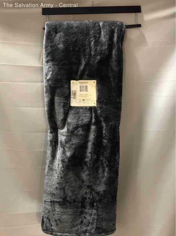 Berkshire & Home Co. Black Gray Opulence Velvet Loft Contemporary Throw