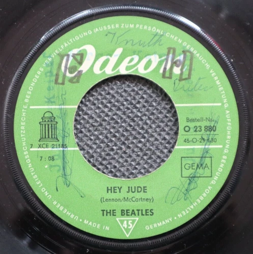 BEATLES hey jude - revolution 7"-VINYL 45rpm rare GERMAN IMPORT great shape 1968
