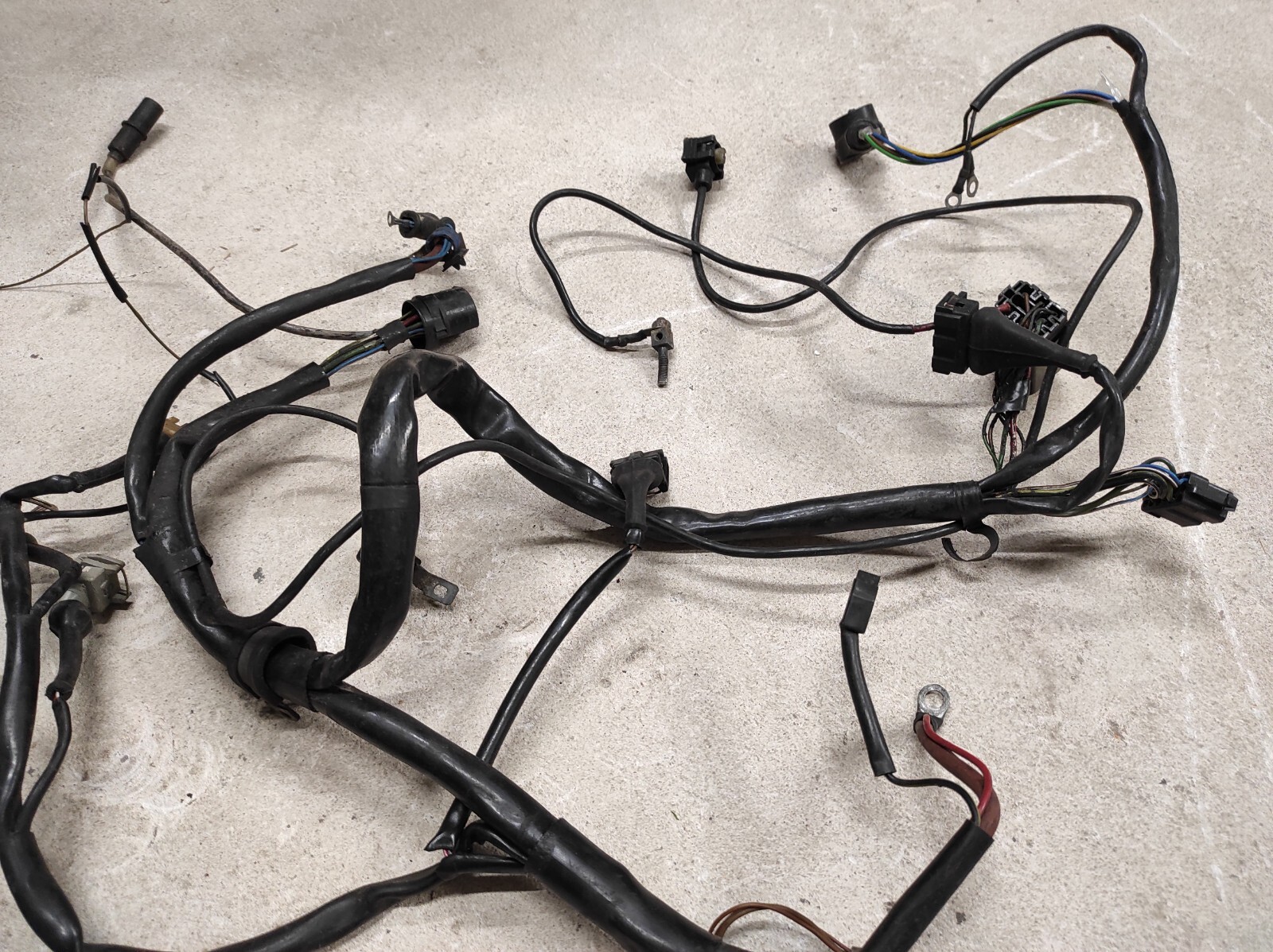 BMW E28 520i M20 M20B20 Jetronic 25 PIN MOTOR ENGINE ECU DME WIRING