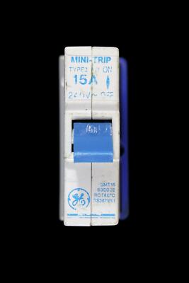 GENERAL ELECTRIC 15 AMP TYP 2 M3 MCB SCHUTZSCHALTER 639002 SMT15