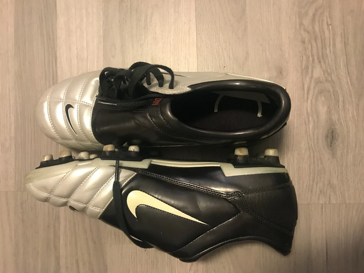 NIke Total Laser II Nintey 44 E 10 US 9 UK