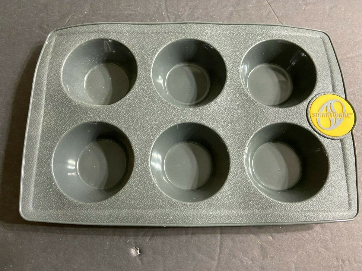 SMARTWARE Silicone Cup Muffin Pan Gray New Old Stock
