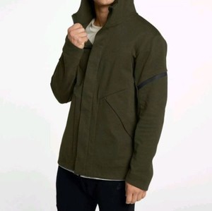 nike tech fleece repel