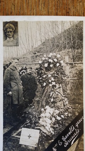 1915 WWI ANTIQUE RPPC POSTCARD PHOTOGRAPH - NURSE EDITH CAVELL GRAVE BRUSSELS - Picture 2 of 3
