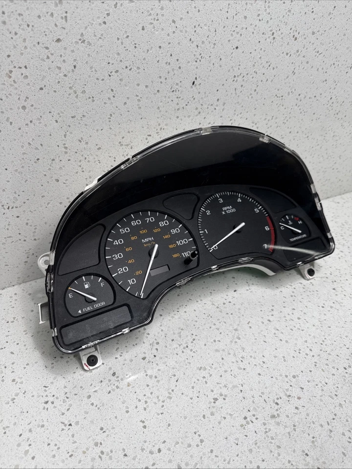 Velocímetro de cuadro de instrumentos serie Saturn 2002 21025355 OEM Foto 2 de 4