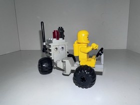 Lego 6823 - Classic Space - Surface Transport, 100% Complete - 1983 (1)