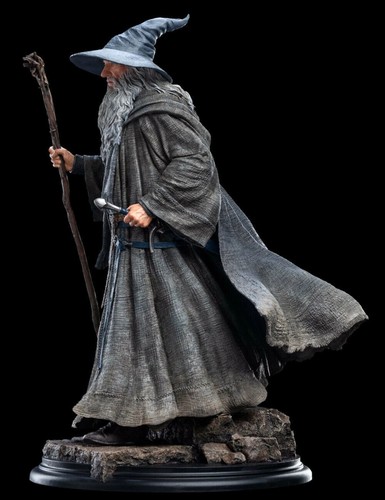 WETA 1/6 Scale Workshop Gandalf the Grey Pilgrim Classic Series Statue Model - Picture 8 of 13