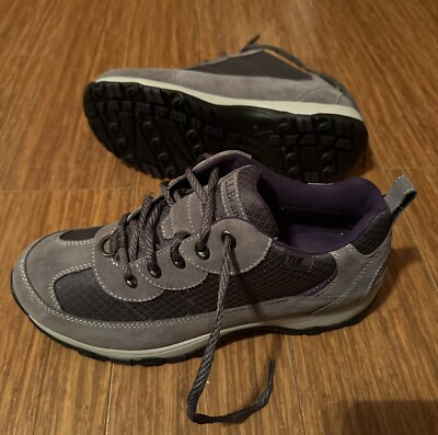 Women s hiking shoe L.L. Bean size 10 Mid