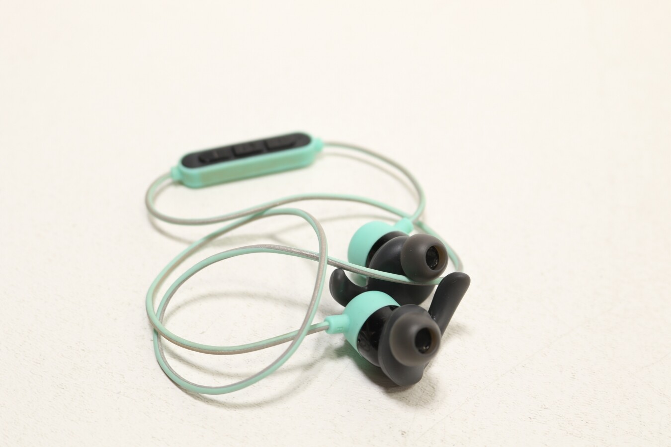 jbl bluetooth headphones reflect mini
