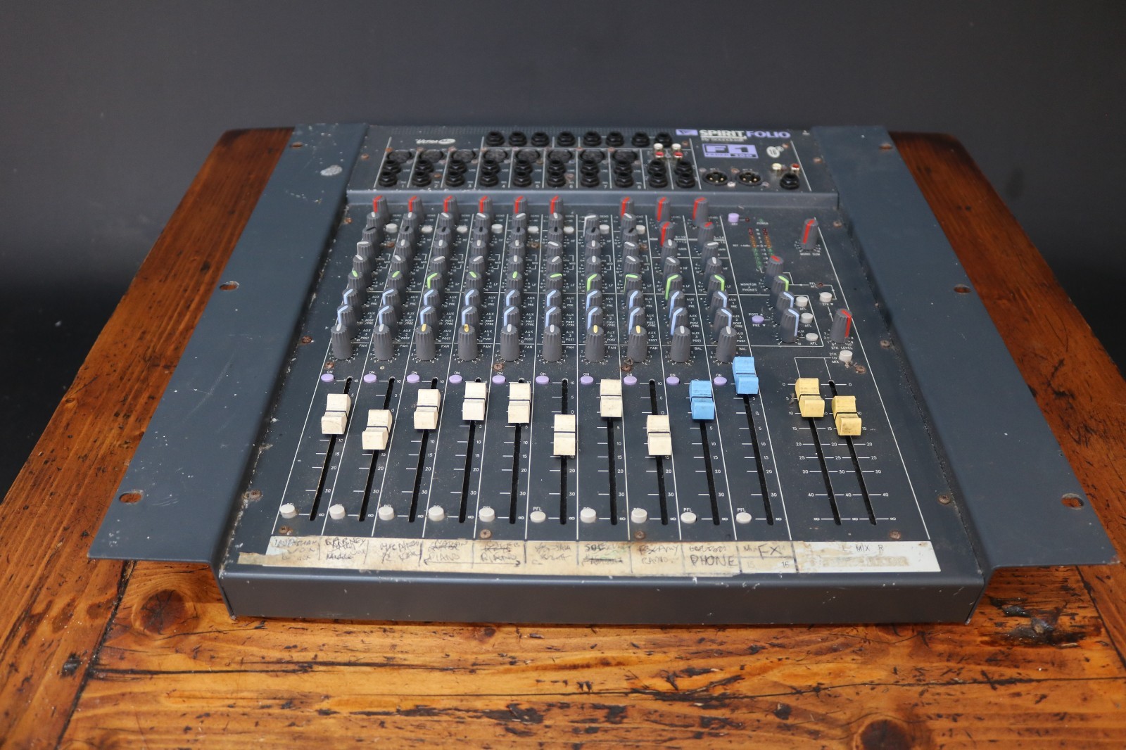 Soundcraft SPIRIT FOLIO F1 100 16 Channel Sound Mixer Desk Console Mixing
