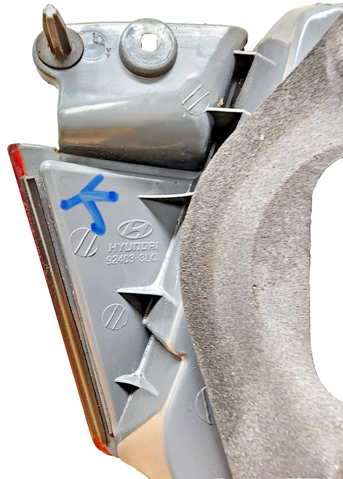 2006–2011 现代 Azera 左后后后备箱盖尾灯内灯原始设备制造商 92403-3L0 — 第 3/4 张图片