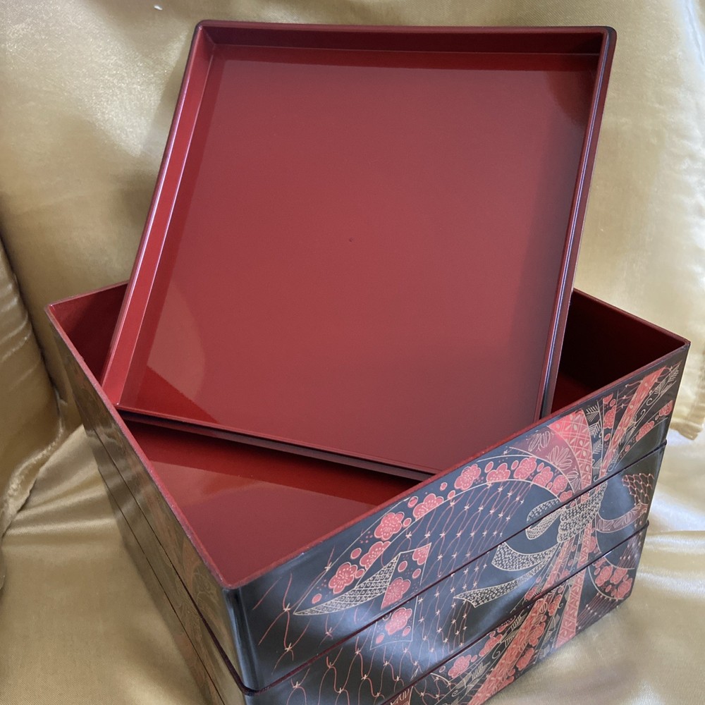 Jubako Bento Box Japanese Threetiered box lacquered antique