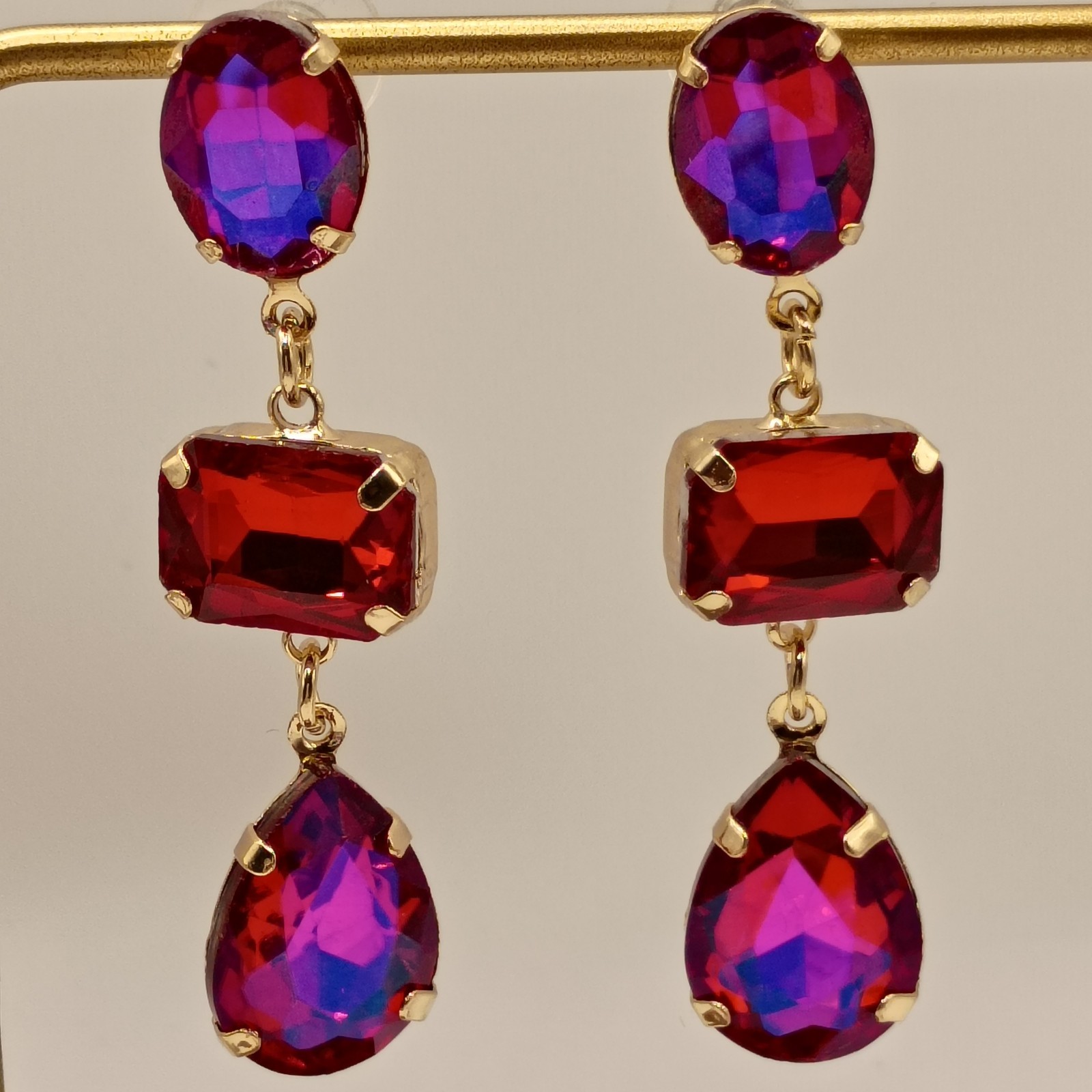 Red Purple AB Rhinestone Drop Earrings Gold Tone Spring Summer READ