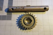 Ingranaggio e albero Toro 7 0046 e 7 0047 per motozappa trasmissione Toro vintage OEM NOS