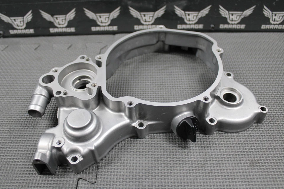 Honda CR125R 2000 99-03 OEM CAJA DERECHA CUBIERTA EMBRAGUE INTERIOR 11340-KZ4-L10 ¡BONITO! Foto 3 de 4