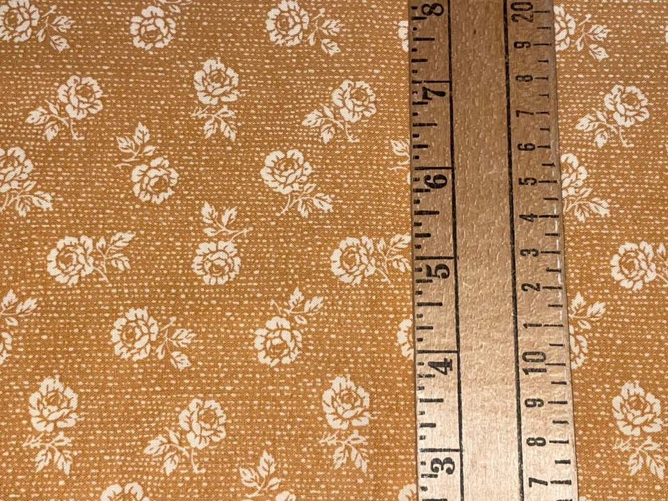 1/2+ Yd Vintage White Roses on Golden Yellow Background Cotton Fabric 21" X 43" - Image 3 of 4