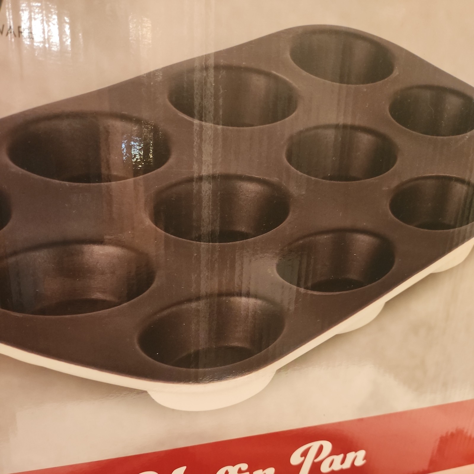 Parini Non-Stick Glazed Stoneware 12 Cup Muffin Pan Brand Backware New In Box! 