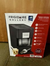 FRIGIDAIRE GALLERY EFIC255-BLACK Nugget Ice Maker  44lbs/Day  Self-Clean  NEW