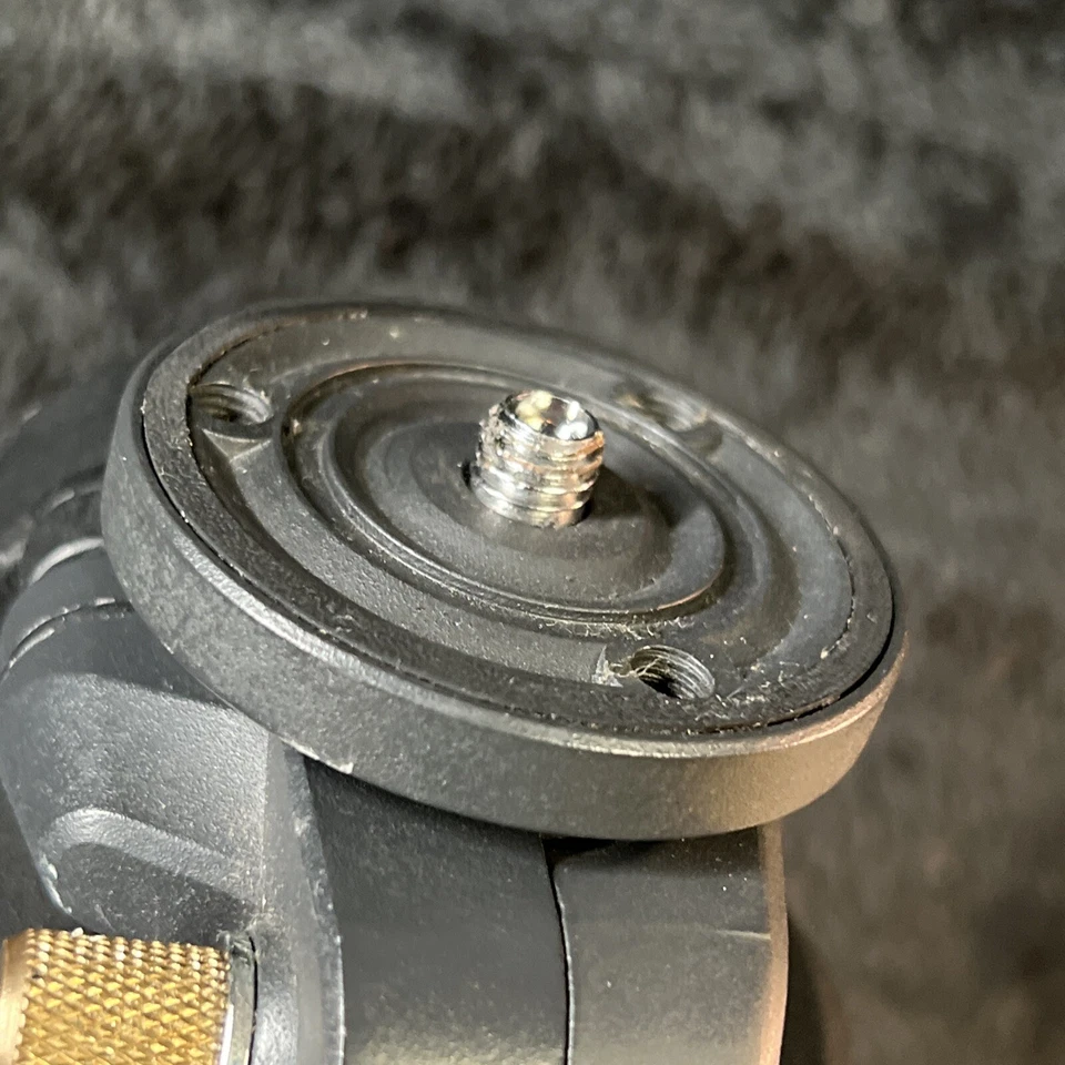 Профессиональный штатив Giottos MT9180 черный алюминиевый с рукояткой из пеноматериала и подставкой MT 9180 - Изображение 3 из 4